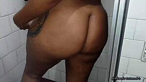 Dy Anna Prepares for Hot Scene on the Beach