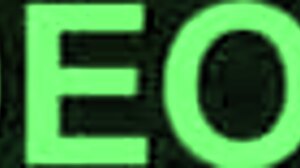 Girlfriend sucks big cock eagerly