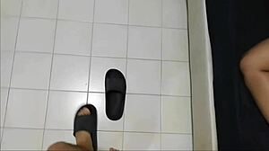 que rico co�o tiene la puta de mi empleada me encanta como me chupa la verga