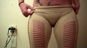 sara snow aka msnewbootybooty with enticing ass curves