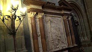 Exploring Inside Prague Castle with Czech Tourist