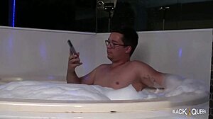 i traind my wife with her boss in the motel, squirting hard