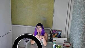 Young Teen 18+ Gives Sloppy Blowjob In Homemade Porn