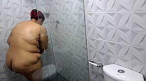 Mature latina enjoys a relaxing shower session