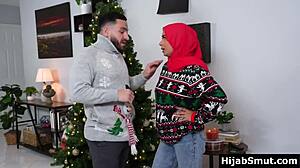 Muslim Girl Offers Virginity as Christmas Gift in Hardcore First Time