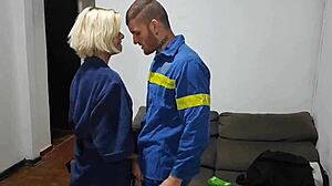 Russian calls electrician for hot fuck 😏