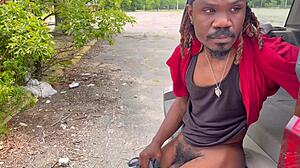 Behind-the-scenes bloopers of NookiesCookies getting fucked with big black cock in the trunk