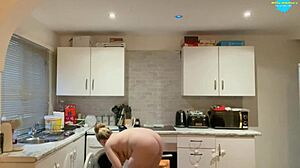 Amateur Teen 18+ Naked Cleaning With Big Ass