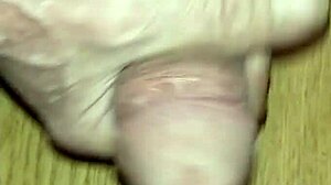 أدلك زبي الصلب اليوم فقط! 😜