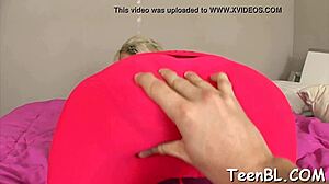 18+可愛い子に巨根パイズリスマック！