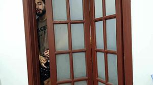 Lembrei Quando Meu Amigo Gozou Na Minha Mão