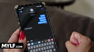 Сэнди любит ежедневную мастурбацию как заброшенная жена