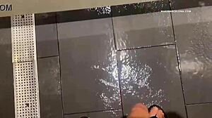 i saw gay guys cruising in the gym shower