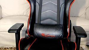 cam girl using vibrator and toys, lots of grool on camgirlsamateur.com