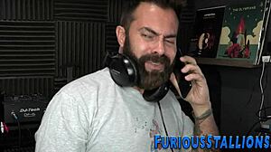 Muscular bodybuilder fucked with monster cock and blowjob