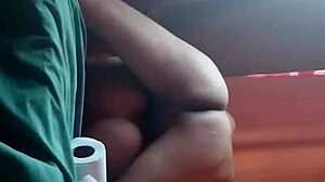 le pedi a mi novia isa que me haga cuckold me dijo que si pero que con una polla mas gorda que la mia obviamente le conseguí una polla mega gorda