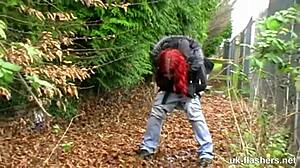 British redhead warns about peeing in public where people can see