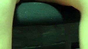 Skrita kamera ujame seksi argentinsko sekretarko v upskirt na katoliški univerzi v Čilu. Kakšen skrivnosten pogled!