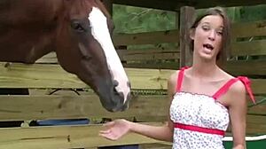 Brookeskye Fingers Petite Pussy Outdoors