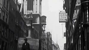 Erkunde zwei Jahrhunderte Vintage-Porn mit haarigen antiken Szenen