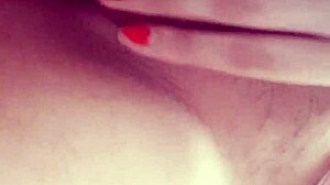 听着圣诞音乐自摸，节日气氛来了