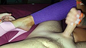I luv it wen my stepson cums profusly on my big ass in yoga heels