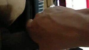 An Aussie sucked the Indian's cock eagerly