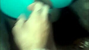 Comi a pequena do pedreiro safada na bunduda da escola de pijaminha curtinho