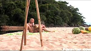 larissa vendramini and nikki rio explore outdoors