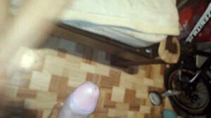 wife gives ass to eat