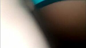 Comi a pequena do pedreiro safada na bunduda da escola de pijaminha curtinho