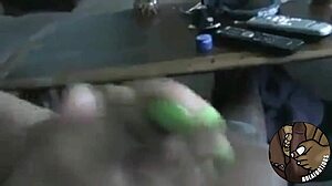 i love gettin footjobs from ebony girls with black toes on my cock