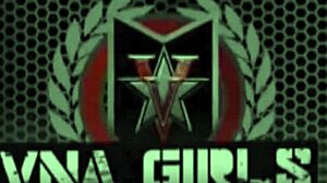 Duo Nerd Penny Pax e Jay Taylor Segano Asta Spessa in Threesome Selvaggio