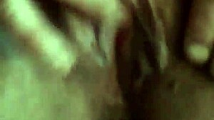 Mutual masturbation with my girl