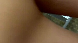 Nopea peili-naida ex-tyttöystävän kanssa päättyy massiiviseen pillun kermapiirakkaan räjähdykseen