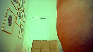 Curvy Slut Masturbating In Costumes Cosplay For Webcam Chat