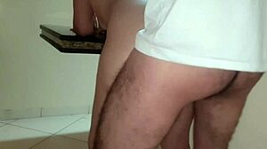 i fucked my shaved wife pussy and creampied her so good in our homemade vid, it was amazingg