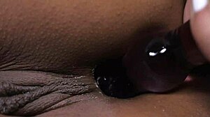 Kira Noir's close-up solo anal explodes!