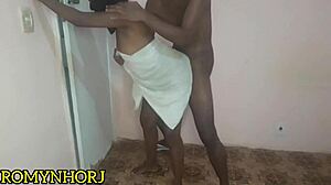 Morena Dando Uma Rapidinha Com O Primo