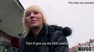 Laura'nın sıkı Hint vücuduyla iyi bir sikme - mofos com.