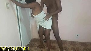 Morena Dando Uma Rapidinha Com O Primo