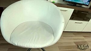 Knullar min stödotter för lögnen