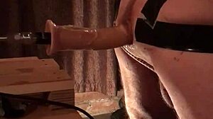 Does it feel so good with that dildo?