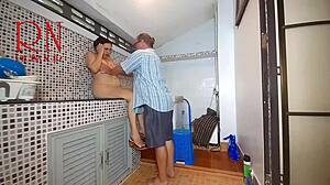 I fucked my housewife in the washing machine while licking her pussy