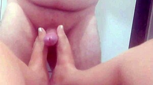 meio-irmão apareceu pelado e esquentei meus pés gelados no seu pau