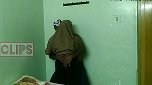 Girls Having Hardcore Anal Sex with Boyfriend on OYO Rooms!