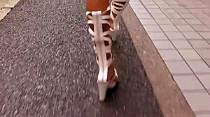 Amateur Deepthroat and Hardcore Ass Action with Cumshot