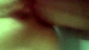 milf gets quick anal creampie at home