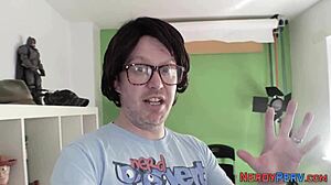 yorkshire geek getting head from tattooed brit 😈