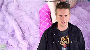 Rapper screams while fucking purple bitch in anal jinx cosplay, making her squirt with her big tits bouncing